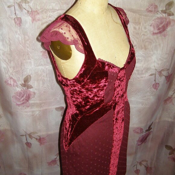 NWOT size L 8-10 Free People Madeline Velvet & Lace Dress - Picture 10 of 11